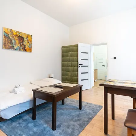 Slowackiego Standard Studio Apartman *