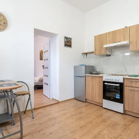 Slowackiego Standard Studio Apartman *